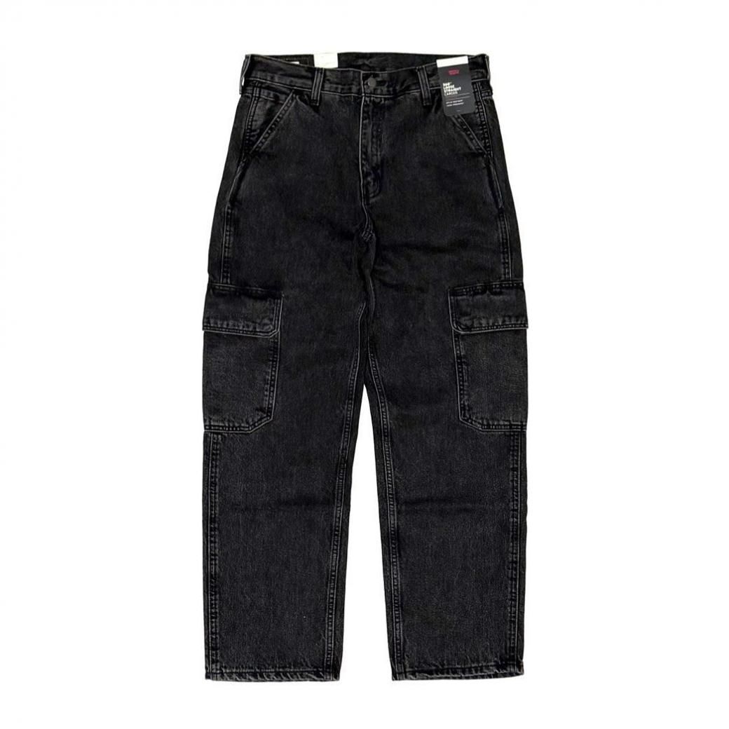 <div>Levi's</div>568 LOOSE STRAIGHT<br>DENIM CARGO PANTS<br>BLACK