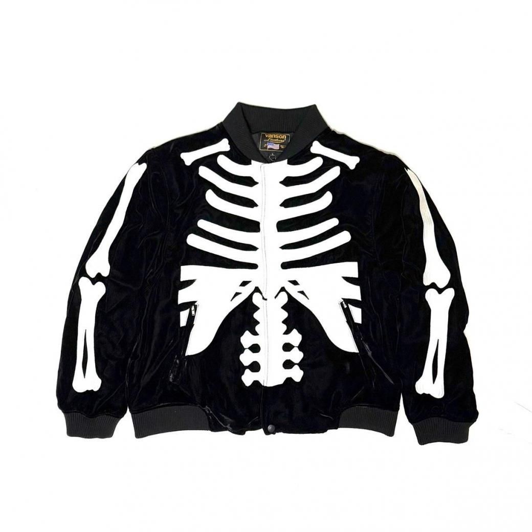 <div>VANSON</div>VELOUR BOMBER JACKET<br>QUILTING LINNER<br>BLACK×WHT