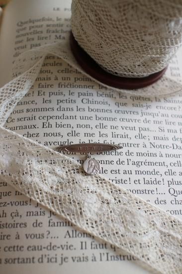 109：フランスアンティークBEBEブローチベベベビードール用に♪