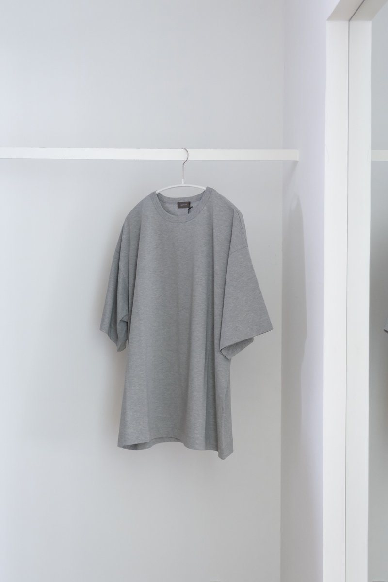 Over T-shirt 2｜top gray