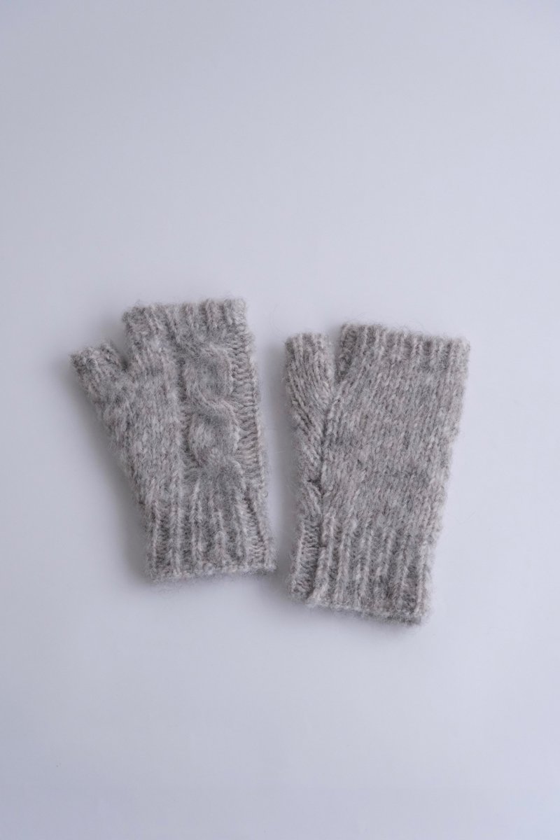 R.Baby Alpaca/Organic.c Cable mittens｜light grey