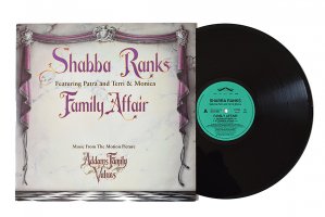 Shabba Ranks Featuring Patra & Terri & Monica / Family Affair / С󥯥