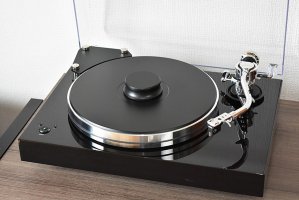 Pro-Ject Xtension 9 S-Shape Piano + Ortofon Quintet Black