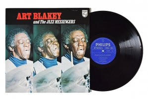 Art Blakey & The Jazz Messengers / ȡ֥쥤 / ⡼˥󡢥֥롼ޡ