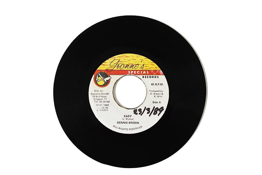 キ*ト様 DENNIS BROWN EASY 45RPM レコード DENNIS BROWN EASY 45RPM レコード 1/19 Ska~Early 45rpm ☆ミ