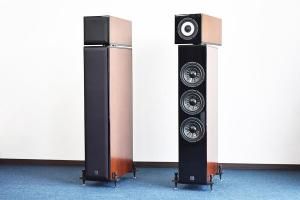 Vienna Acoustics LISZT<img class='new_mark_img2' src='https://img.shop-pro.jp/img/new/icons3.gif' style='border:none;display:inline;margin:0px;padding:0px;width:auto;' />