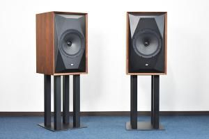 MoFi Electronics SourcePoint 10 /Stands set <img class='new_mark_img2' src='https://img.shop-pro.jp/img/new/icons3.gif' style='border:none;display:inline;margin:0px;padding:0px;width:auto;' />