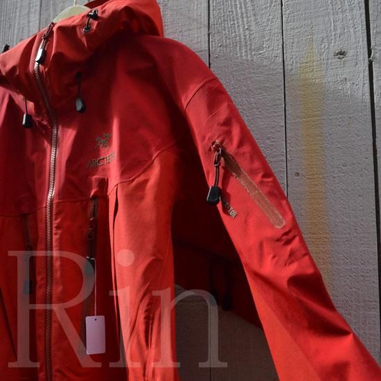 Vintage ARC'TERYX Alpha SV Jacket Vintage ARC'TERYX Alpha SV Jacket