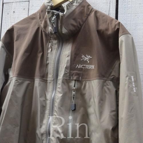 Vintage ARC'TERYX Beta Jacket STONE Vintage ARC'TERYX Beta Jacket STONE