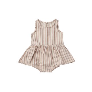 <img class='new_mark_img1' src='https://img.shop-pro.jp/img/new/icons34.gif' style='border:none;display:inline;margin:0px;padding:0px;width:auto;' />50%OFFQuincy MaeSkirted Tank Romper / Latte Clay Stripe  (6-12m,12-18m)