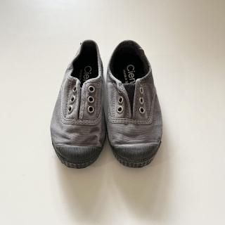 <img class='new_mark_img1' src='https://img.shop-pro.jp/img/new/icons14.gif' style='border:none;display:inline;margin:0px;padding:0px;width:auto;' />CientaDeck Shoes Black Sole / Gris