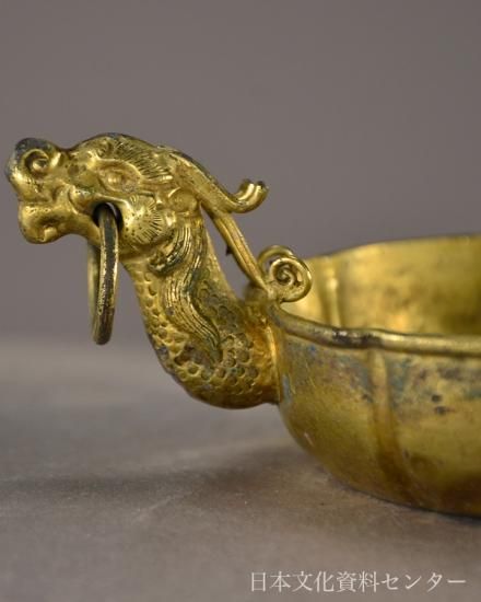 鍍金の竜鈕盃(唐代) 鍍金の竜鈕盃(唐代)