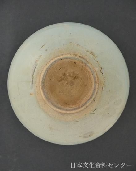 白磁の壺(李朝1700年代初)日本文化資料センター