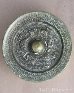 専用　中国漢時代　古鏡　318g 箱付　トヒニト　東さ7-0617⭐︎2F 中国漢時代 古鏡 318g 箱付 トヒニト 東さ7-0617⭐︎2F - メルカリ