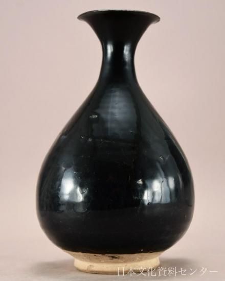 黒釉玉壺春(金〜元・13世紀)