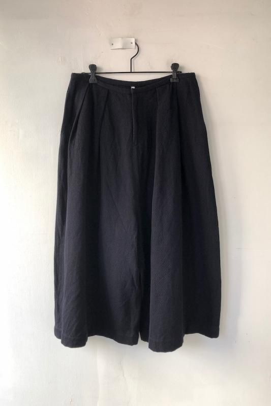 ゴーシュ リネンコットンカルゼ タックキュロットパンツ ゴーシュ リネンコットンカルゼ タックキュロットパンツ