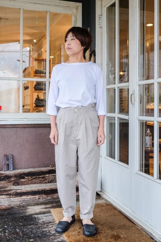 Hands of creation 2タックテーパードパンツ - SUSCON + RUSTIC