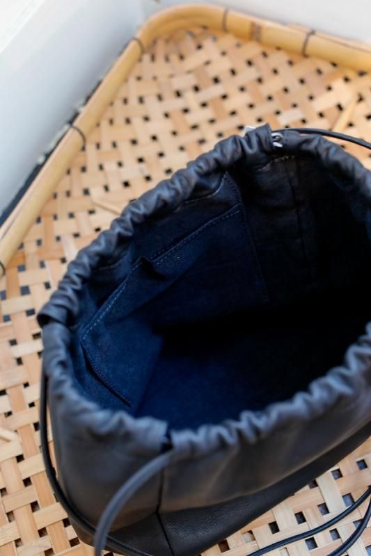 evam eva drawstring bag - SUSCON + RUSTIC HOUSE ONLINESTORE
