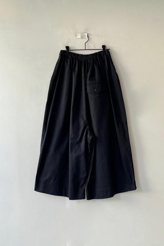 ゴーシュ のカツラギワイドキュロットパンツ - SUSCON + RUSTIC ゴーシュ のカツラギワイドキュロットパンツ - SUSCON + RUSTIC