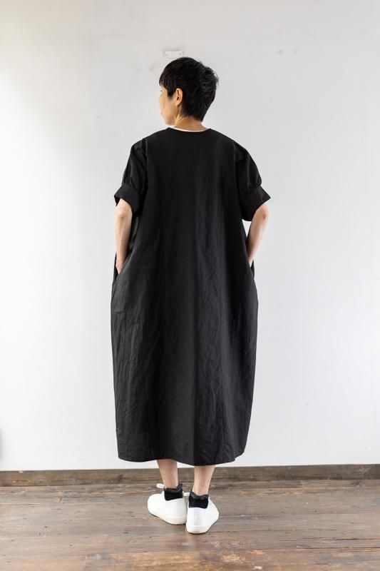 【9/30削除】 homspun コットンリネン パフスリーブワンピース homspun コットンリネンマット パフスリーブワンピース