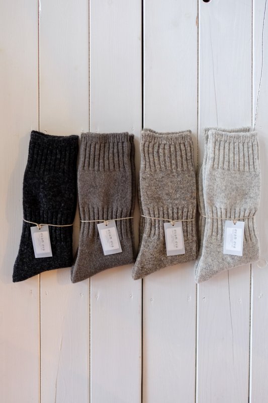 evam eva rib socks - SUSCON + RUSTIC HOUSE ONLINESTORE