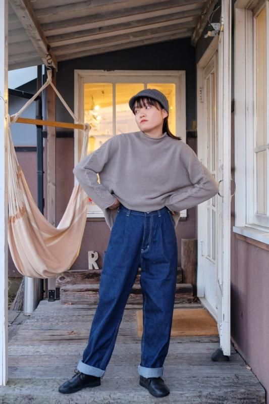 ヴェリテクール デニムタックパンツ Veritecoeur デニムタックパンツ - SUSCON + RUSTIC HOUSE ONLINESTORE