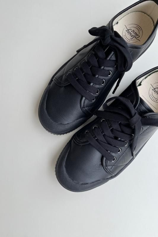 spring court シープスキンレザースニーカー(ブラック spring court シープスキンレザースニーカー(ブラック