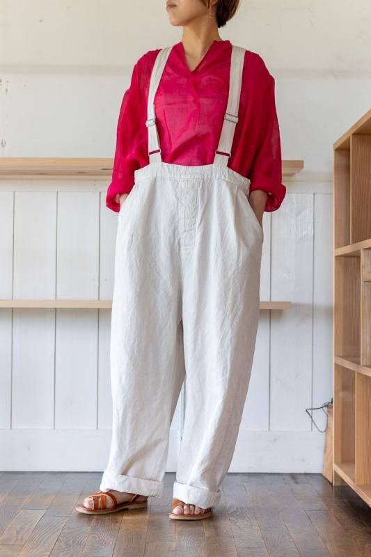 取り入れやすい透け感のあるキレイ色「Veritecoeur サイドフレア