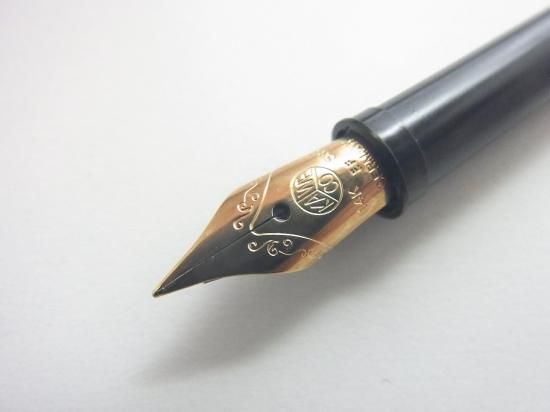 シェーファー 万年筆 格子柄 925 14金 ペン先 0720-S3181h シェーファー 万年筆 格子柄 925 14金 ペン先 0720-S3181h