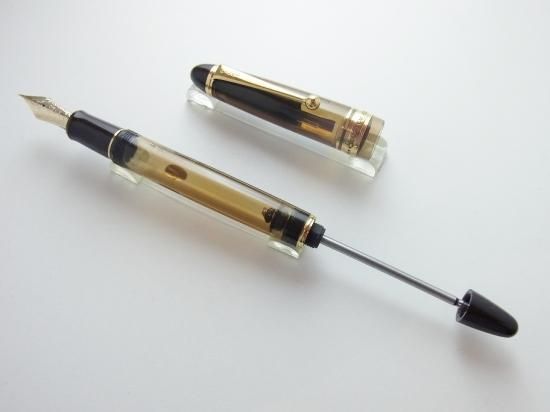 Pilot　レバーフィラー式　万年筆　ヴィンテージ パイロット（PILOT） 万年筆 カスタム823（プランジャー式） F