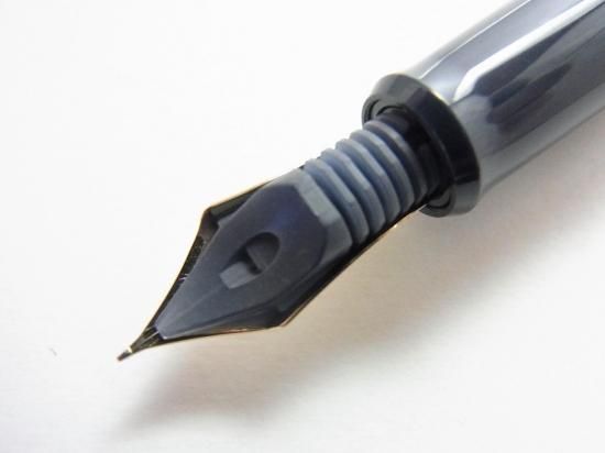 パイロット 創立100周年記念万年筆 「富士と明治丸」 限定品 - PEN