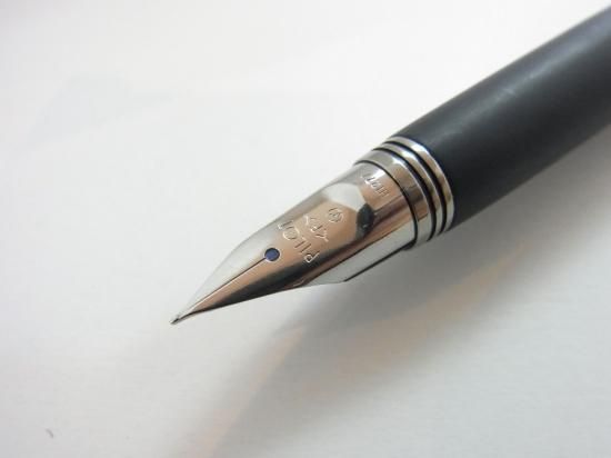 パイロット ショート万年筆 『ミュー25 マットブラック』 - PEN