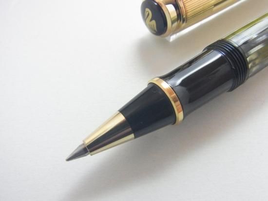 Pelikan ゴールド/シルバー、R450