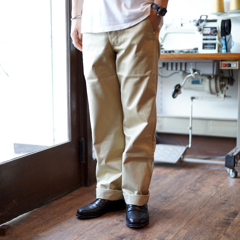 WAREHOUSE & CO. / LOT 1082 / CHINOES / BEIGE