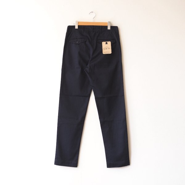 <img class='new_mark_img1' src='https://img.shop-pro.jp/img/new/icons14.gif' style='border:none;display:inline;margin:0px;padding:0px;width:auto;' />WORKERS / Officer Trousers Slim, Type 3 / Dark Navy