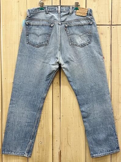 リーバイス501 古着 LEVIS501 ダメージジーンズ 80S ハチマル リーバイス501 古着 LEVIS501 ダメージジーンズ 80S ハチマル