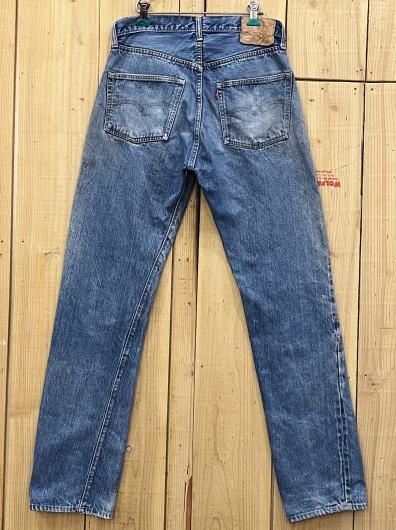 ビンテージ リーバイス501 赤耳 66前期 古着 激ヒゲ LEVIS501 70S シングルステッチ W31×L32 リペアカスタム  ダメージジーンズ - ウルフローブ/WOLFROBE online store