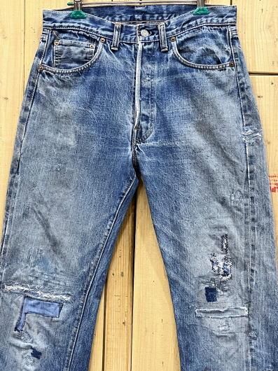 ビンテージ リーバイス501 赤耳 66前期 古着 激ヒゲ LEVIS501 70S シングルステッチ W31×L32 リペアカスタム  ダメージジーンズ - ウルフローブ/WOLFROBE online store