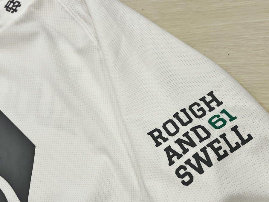 セール ラフアンドスウェル rough&swell モックネックシャツ 白 セール ラフアンドスウェル rough&swell モックネックシャツ 白