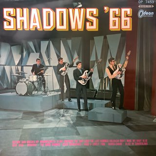 ɥ/66  SHADOWS/66