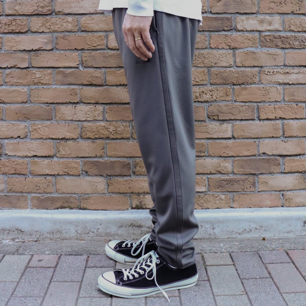 South2 West8 Trainer Pant