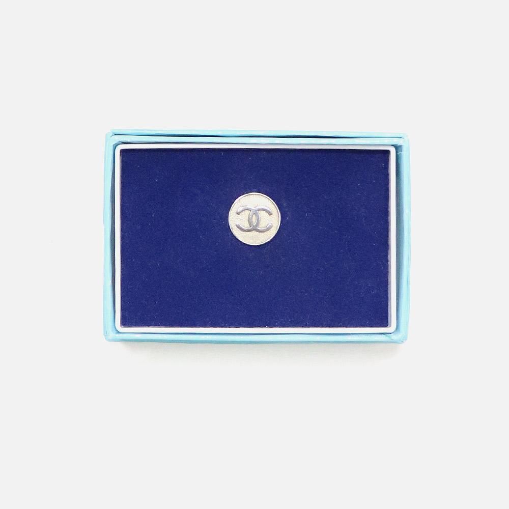 VTF & CHANEL Pins