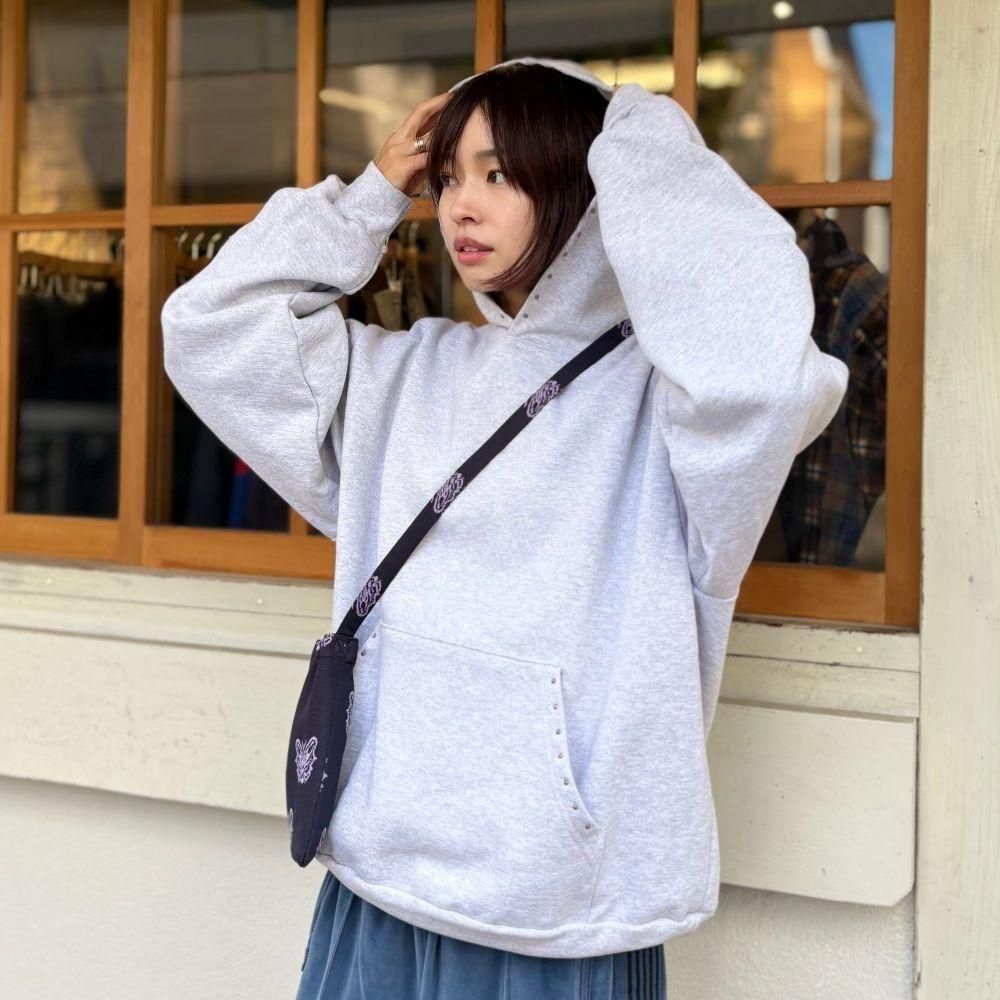 〈 HTC (エイチティーシー)〉× ORIGINAL Charcoal(オリジナル チャコール)Hoody