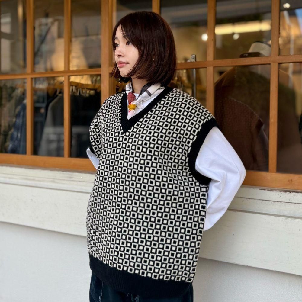 Needles（ニードルズ）〉 Shetland knit Vest - Charcoal TOKYO Online