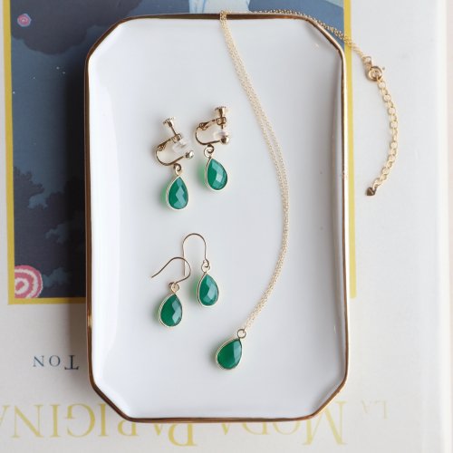 Green onyx charm pierce/earring