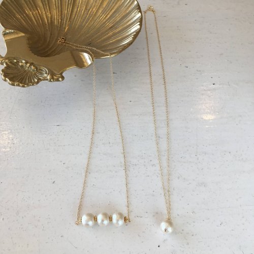 Cotton pearl necklace