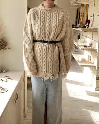 Fringe Aran long sweater (Off white�）