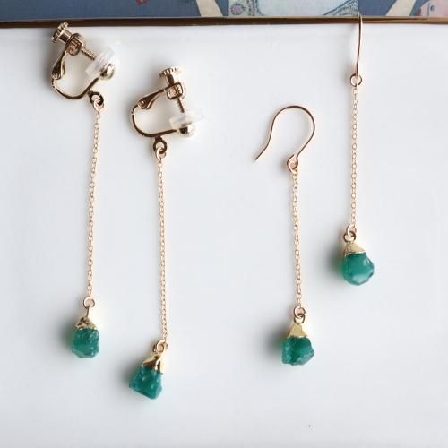 Rough rock charm long  pierce/earring (Green onyx)
 