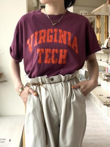 Remake
Back open tee
Burgundy 
⁡