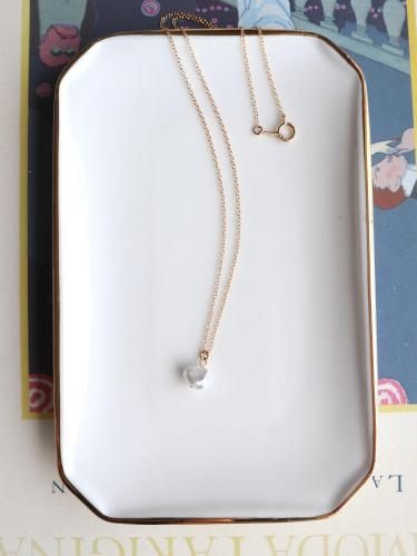 Baroque pearl necklace
